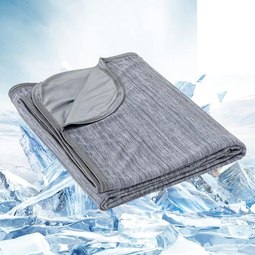 Instant Heat-Absorbing Phase-Change Cooling Throw Blanket